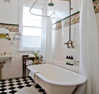 Breathtaking Views In Spacious Balmain House - Accommodation BNB