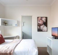 Bright Studio Steps from Westmead Hospital - Accommodation BNB