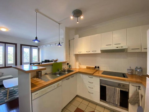 Brisbane City Apartment Atop Victoria Park - Accommodation BNB 3