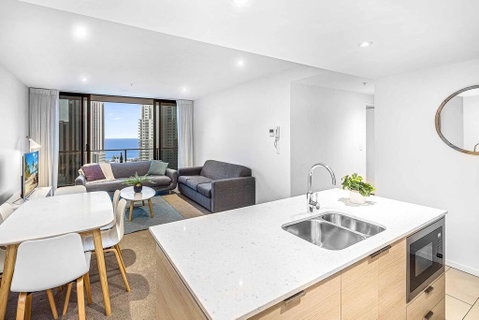 Broadbeach Residences By Holiday Holiday - Accommodation BNB 3