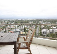 Broadwater Shores Waterfront Apartments - Accommodation BNB