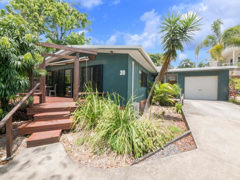Bryce Street 30, - Ultimate Beach Shack - Accommodation BNB 0