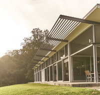 Bundaleer - Architect designed stunning views - Accommodation BNB