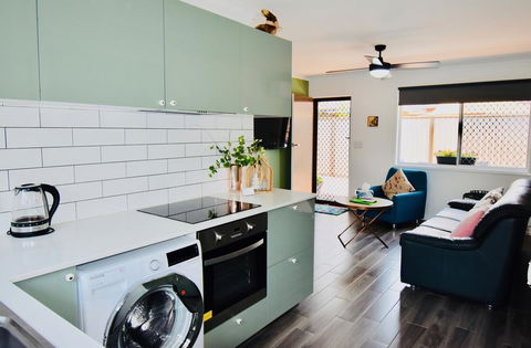 Burrows Apartment - Accommodation BNB 3