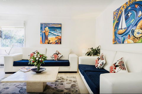 By The Beach - Accommodation BNB 2