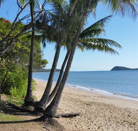 Cairns Northern Beaches Holiday Retreat - Accommodation BNB