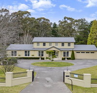 Camelot - superbly proportioned and ideally located - Accommodation BNB