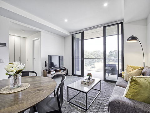 CANBERRA CHIC-hosted By:L'Abode Accommodation - Accommodation BNB 2