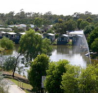 Capital Country Holiday Park - Accommodation BNB