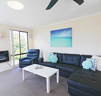 Capri Apartments - Accommodation BNB