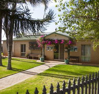 Capricorn Holiday Park - Accommodation BNB