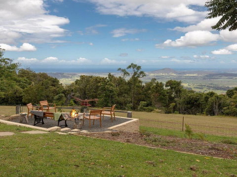 Captain's Lookout - Elevated Ocean Views, Rural Stay - Accommodation BNB 0