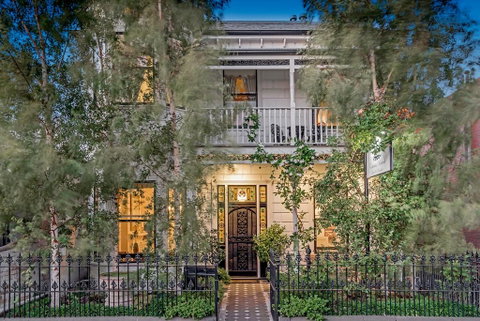 Captains Retreat Apartments And Cottages - Accommodation BNB 0