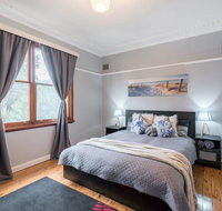 Carramar CozyHome 1minStation 5Bdrms1.5bathSleeps8 - Accommodation BNB