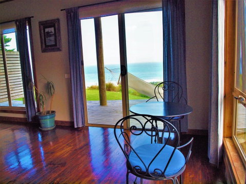 Castaways Apollo Bay - Accommodation BNB 2