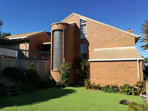 Castle Stay At Lakes Entrance - Accommodation BNB 0