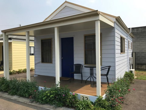 Castlemaine Central Cabin & Van Park - Accommodation BNB 3