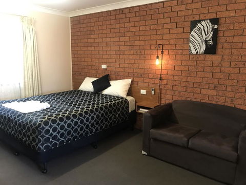 Castlereagh Motor Inn - Accommodation BNB 1