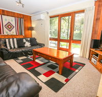 Cedar Holiday Units - Apartment 1 - Accommodation BNB
