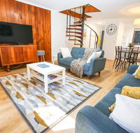 Cedar Holiday Units - Apartment 5 - Accommodation BNB