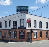 Centennial Inn on Bathurst - Accommodation BNB