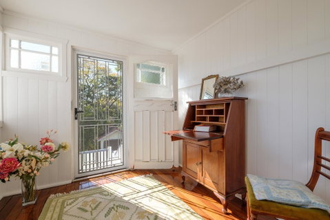 Central Cottage - Accommodation BNB 3