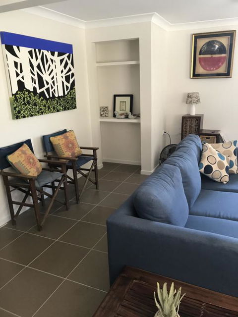 Central Gold Coast 3 Double Bedroom Apartment - Accommodation BNB 3