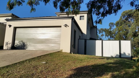 Central Gold Coast Large, Modern, Elevated House - Accommodation BNB 1