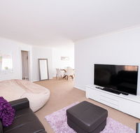 Central March 2 bed Walk everywhere - Accommodation BNB