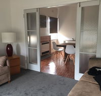 Central View - Walking Distance to Hospitals - Accommodation BNB