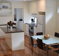 Champagne Stays Apartment - Accommodation BNB