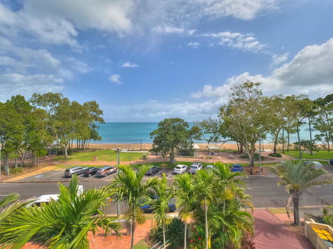 Charlton Apartments On The Esplanade - Accommodation BNB 2