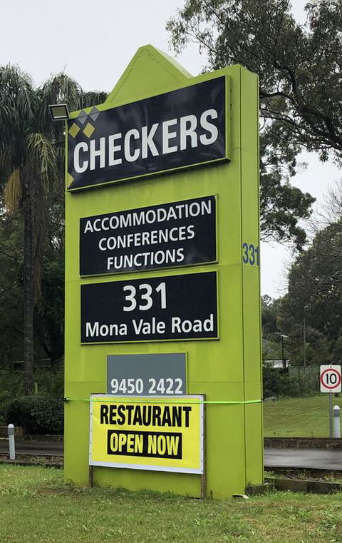 Checkers Resort - Accommodation BNB 3