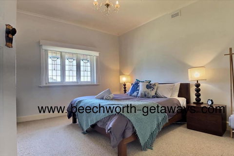 Cherry Blossom Cottage - Beechworth-Getaways - Accommodation BNB 2