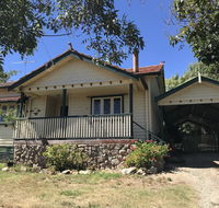 Cherry Blossom Cottage - Beechworth-Getaways - Accommodation BNB