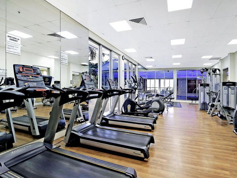 Chevron Renaissance 2 Bedroom Apartment - Accommodation BNB 1