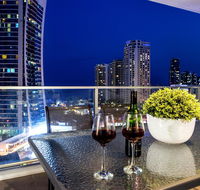 Circle on Cavil Holidays Gold Coast - Accommodation BNB