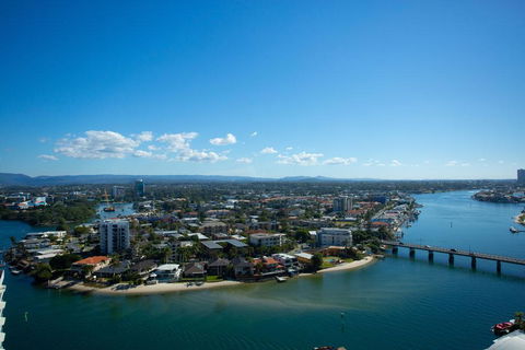 Circle On Cavill - Private Apartments - Accommodation BNB 3