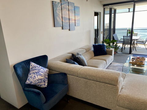 Circle On Cavill Ocean Views In The Heart Of Paradise!!! - Accommodation BNB 2