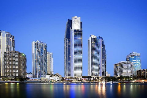 Circle On Cavill Sky Home- Holidays Gold Coast - Accommodation BNB 0