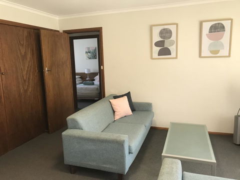 City Central Motor Inn & Apartments - Accommodation BNB 2