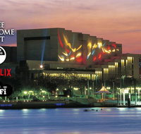 City Sunsets  South Bank  CBD Views Pool Netflix - Accommodation BNB