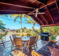 Coconut Grove Holiday House - Accommodation BNB