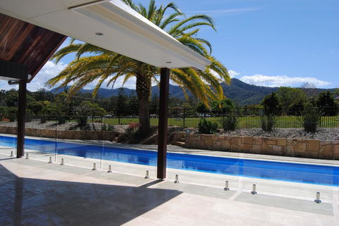 Colorado - Beauty Nestled In The Heart Of Bonville - Accommodation BNB 2