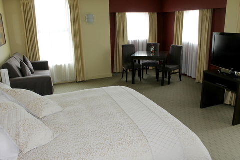 Comfort Inn & Suites City Views - Accommodation BNB 2