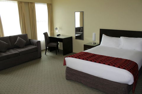 Comfort Inn & Suites City Views - Accommodation BNB 3