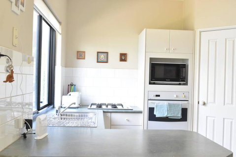 Comfortable 2 Bedroom Unit With Garden - Accommodation BNB 1