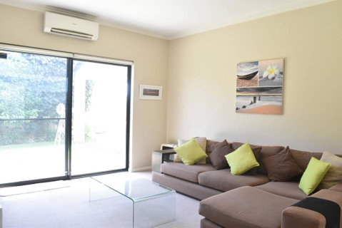 Comfortable 2 Bedroom Unit With Garden - Accommodation BNB 0