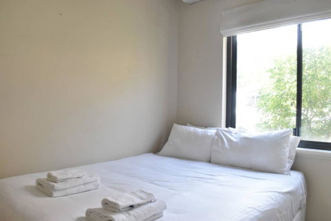Comfortable 2 Bedroom Unit With Garden - Accommodation BNB 3