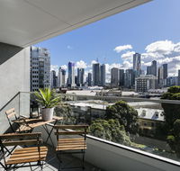 Complete Host Domain Apartments - Accommodation BNB